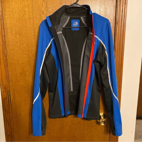 Men’s Small The North Face Flight Series Windproof Jacket - Picture 12 of 16